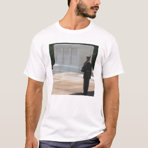 Camiseta Tumba dos desconhecidos