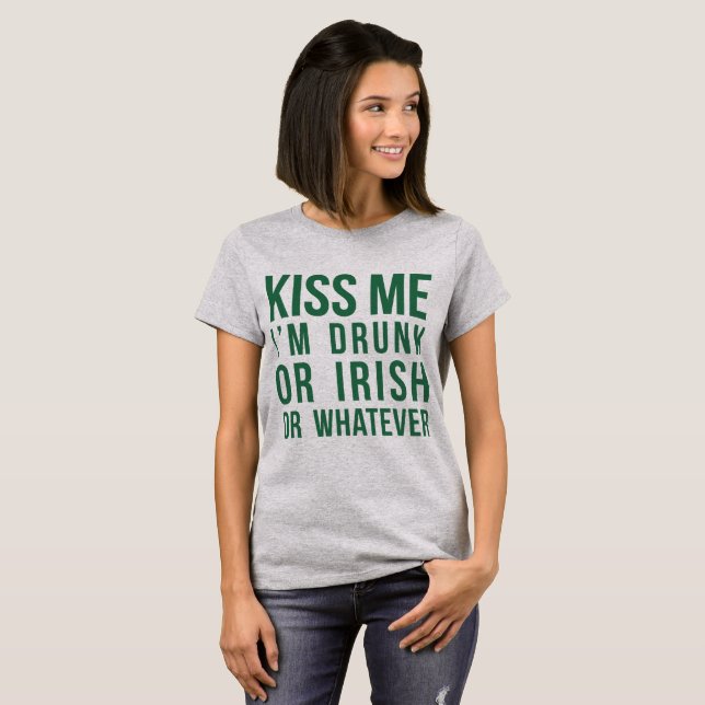Camiseta Tumblr T-Shirt me beija Eu sou Bebado de irlandês (Frente Completa)