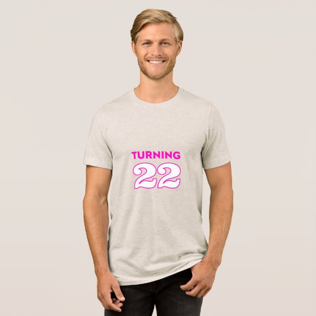 Camiseta Turning 22 #CrewNeckTee (Frente Completa)