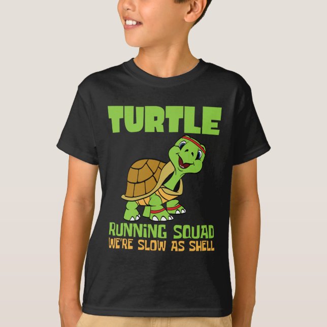 Camiseta Turtle Running Squad Estamos Lentos Como o Inferno (Frente)