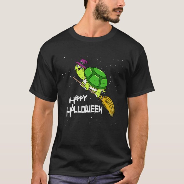 Camiseta Turtle Witch Broomstick Night Cute Reptile Hallowe (Frente)