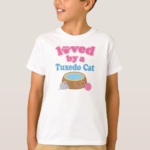 Camiseta Tuxedo Cat Breed Amado Por Um Presente