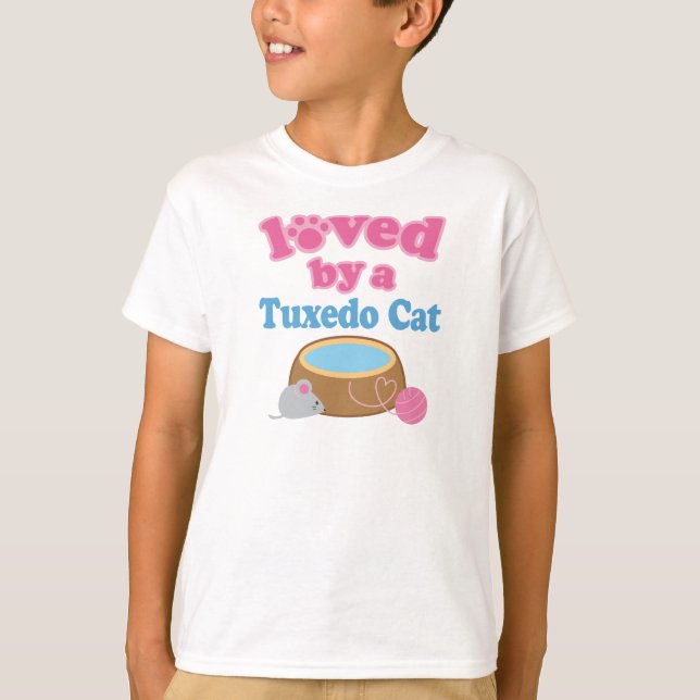 Camiseta Tuxedo Cat Breed Amado Por Um Presente (Frente)