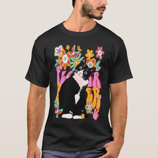 Camiseta Tuxedo Cat Retro 60s 70s Vibe Flowers Sinal de Paz (Frente)