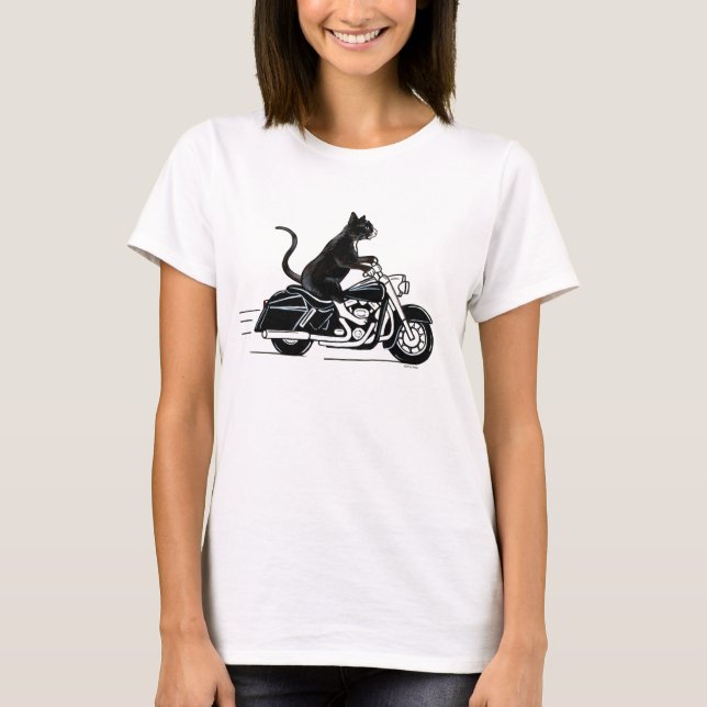 Camiseta Tuxedo gato preto andando de moto (Frente)