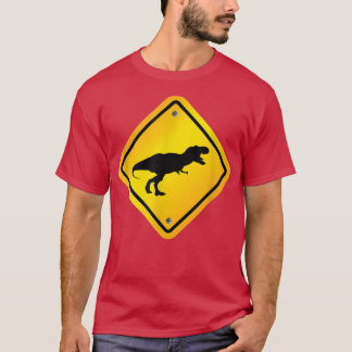 Camiseta Tyrannosaurus Re Dinossaur Cruzando Design