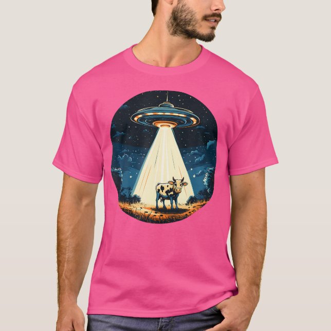 Camiseta Ufo Fazendo Uma Vaca Para Aventuras De Alienígena  (Frente)