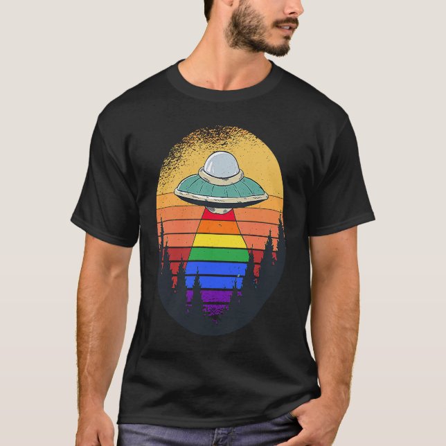 Camiseta Ufo Flying Saucers LGBT gay e orgulho lésbico LGBT (Frente)