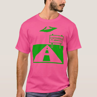 Camiseta Ufo Sobre A Estrada