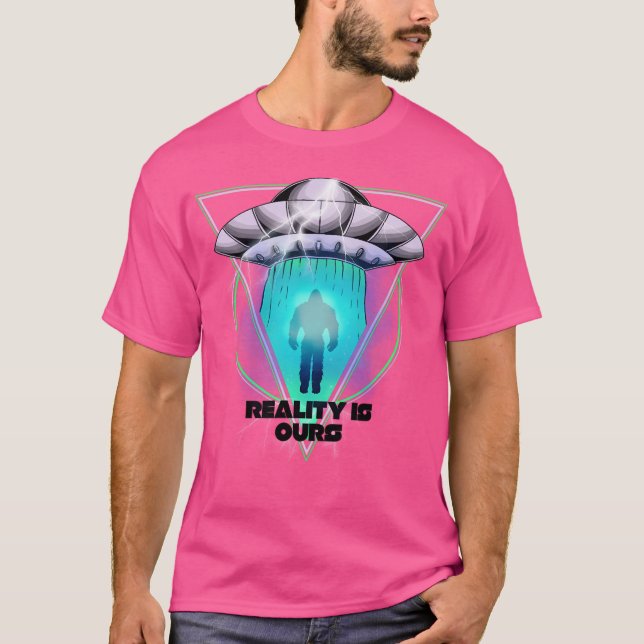 Camiseta Ufo Toma Pé Grande (Frente)