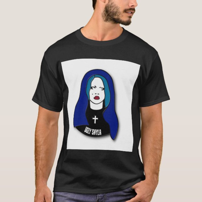 Camiseta Ugly Shyla Nun (Frente)
