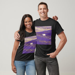 Camiseta Última Transmissão ou Vaca em um Campo
