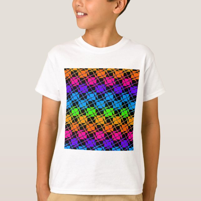 Camiseta Último design xadrez de cores de arco-íris com est (Frente)