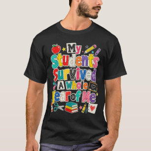 Camiseta Último Dia de Aula Os Alunos Sobreviveram a Um Ano