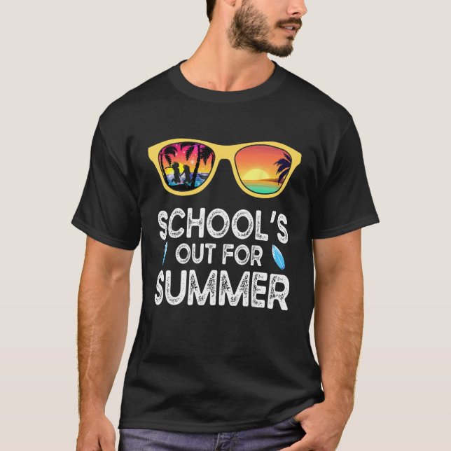Camiseta Último Dia De Aula Retro Últimas Escolas Fecham Pa (Frente)