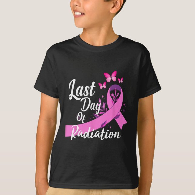 Camiseta Último Dia de Tratamento Por Radiação Cancer Da Ma (Frente)