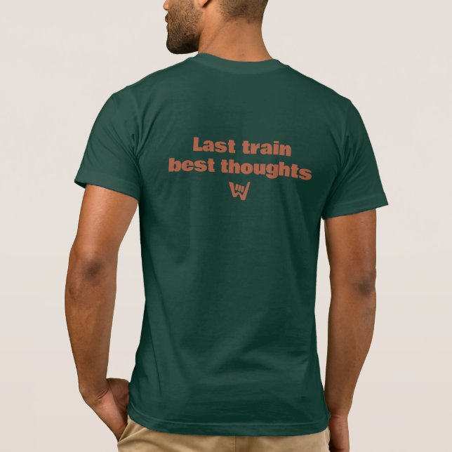 Camiseta Último Trem Melhores Pensamentos Tipografia Mínima (Verso)