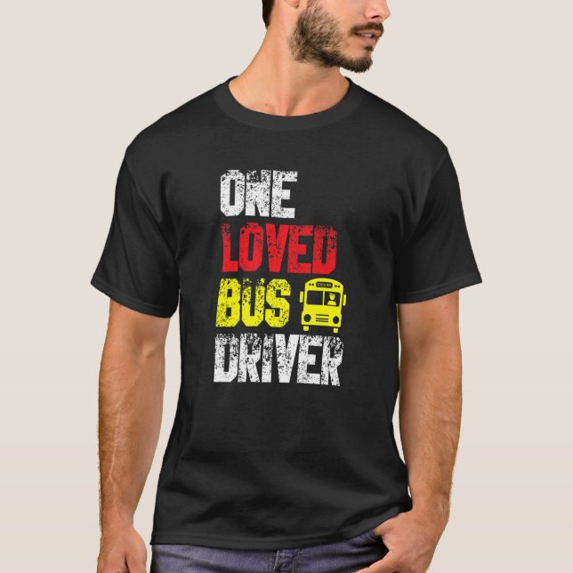 Camiseta Um Adorado Bus Motorista Transportador de Passagei (Frente)