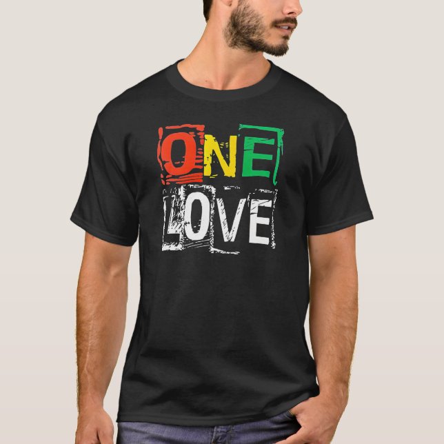 Camiseta Um Amor ❤️🌍 (Frente)