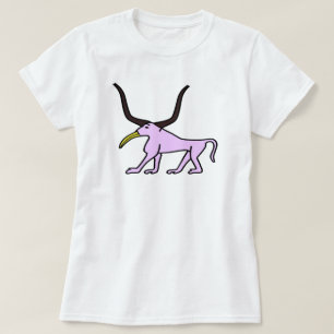 Camiseta Um animal estranho com bico e chifre