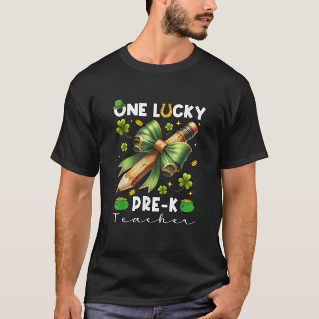 Camiseta Um arco de professores pré-K sortudos St Patricks  (Frente)