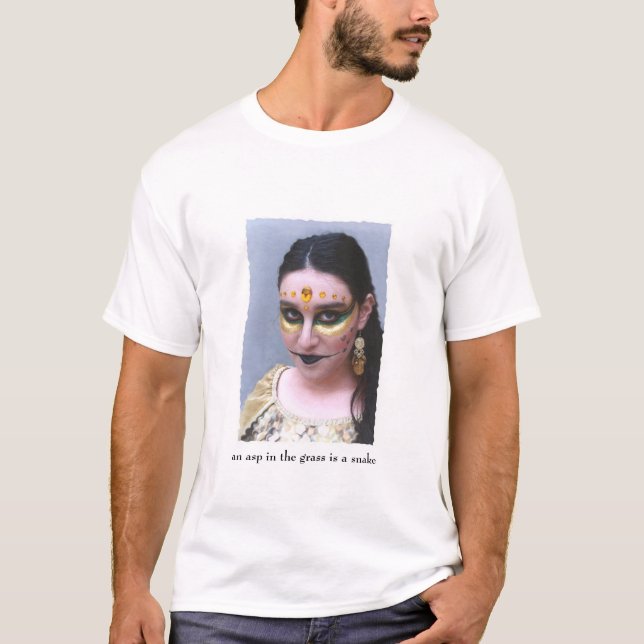 Camiseta Um asp na grama (Frente)