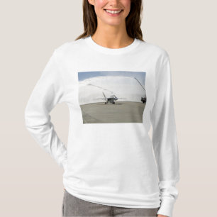 Camiseta Um avião F-18