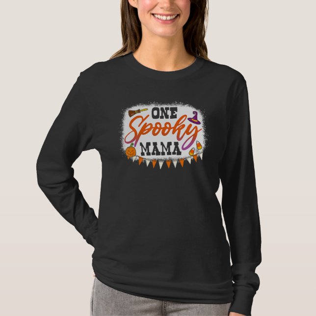 Camiseta Um Bleach de Halloween da Mamãe Assustadora (Frente)
