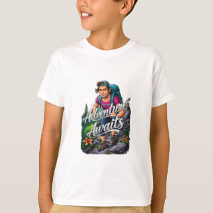 Camiseta Um caminhante subindo uma trilha íngreme com o tex