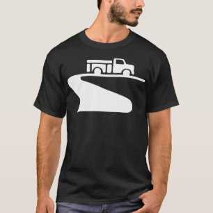 Camiseta Um Caminhão Grande Dirigindo uma mulher de arte 