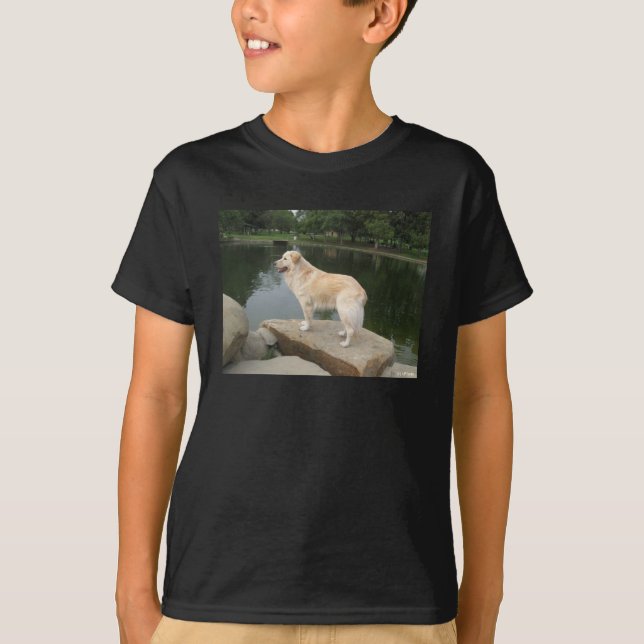 Camiseta Um Cão Em Um Lago (Frente)