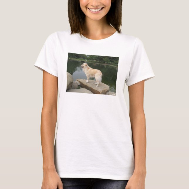 Camiseta Um Cão Em Um Lago (Frente)