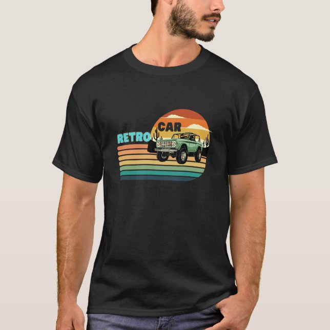 Camiseta Um carro clássico retrô (Frente)