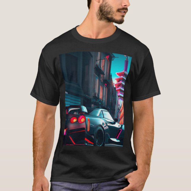 Camiseta Um carro japonês - numa estrada neon - uma cidade  (Frente)