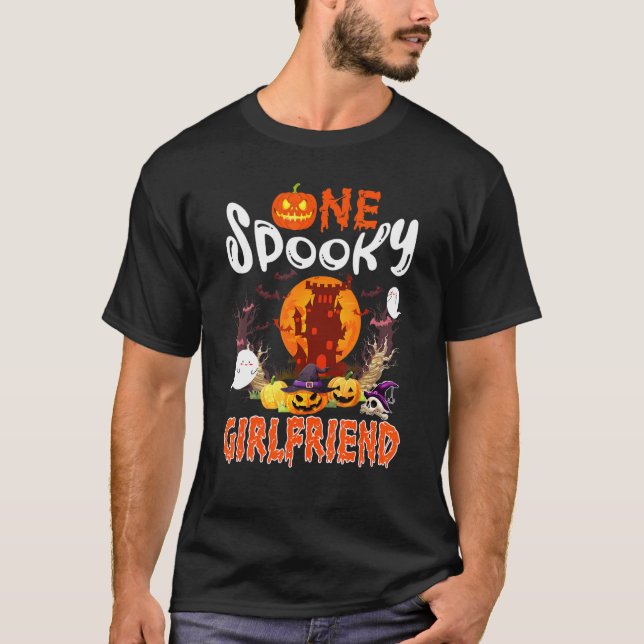 Camiseta Um Casal de Halloween Namorada Spooky Figurume Pu (Frente)