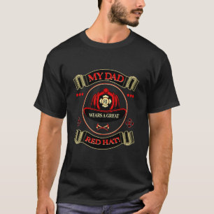 Camiseta Um Chapéu Vermelho Excelente De Um Dia De Bombeiro