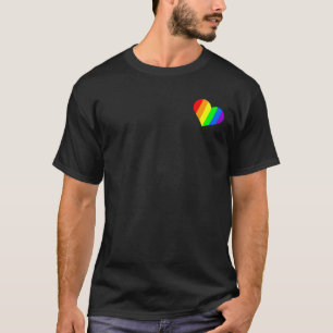 Camiseta Um coração em cores de arco-íris