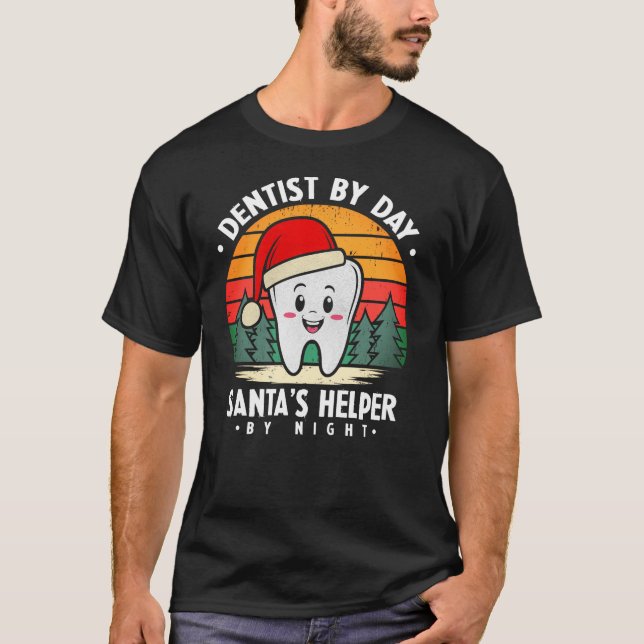 Camiseta Um dente feliz em um chapéu de Papai Noel! (Frente)