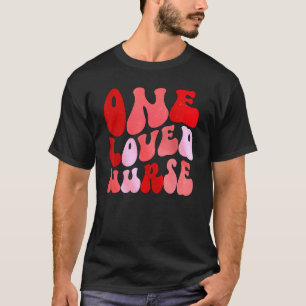 Camiseta Um Dia de os namorados De Enfermeira Retro Amado