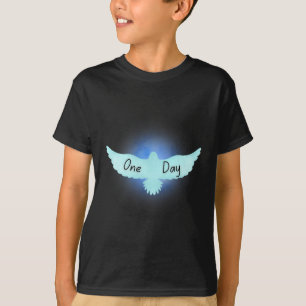 Camiseta Um Dia Haverá Uma Dove De Paz Voando Sobre A Cabeç