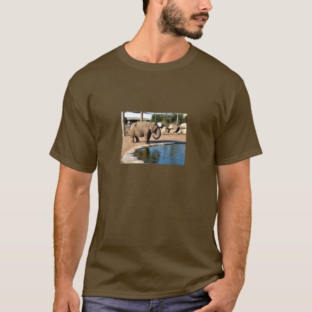 Camiseta Um elefante asiático (Frente)