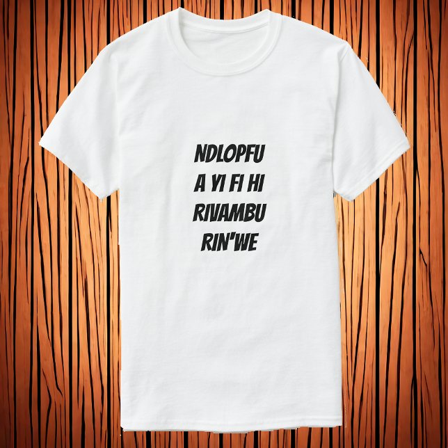 Camiseta Um elefante não morre de uma costela (quebrada) (Criador carregado)