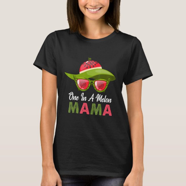 Camiseta Um Em Um Melão Mama Óculos Solares Melancia Verão  (Frente)