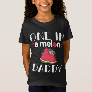 Camiseta Um Em Uma Matriz De Família De Melancia Funny Pai