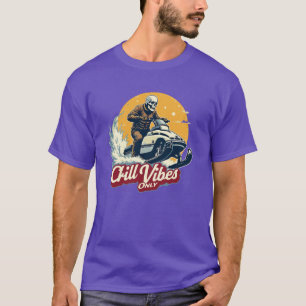 Camiseta Um esqueleto vintage dirigindo um moto de neve