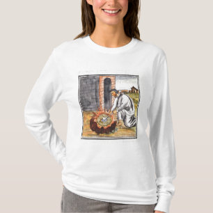 Camiseta Um europeu contratado em fazer um relicário