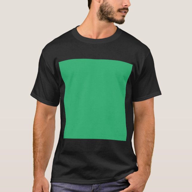 Camiseta um fundo verde com borda branca (Frente)