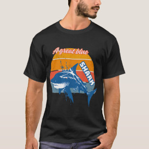 Camiseta Um grande tubarão azul