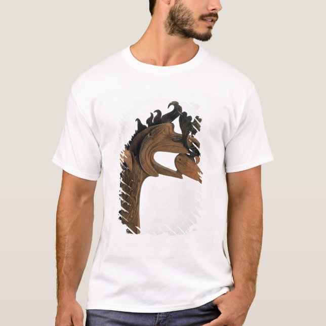 Camiseta Um grifo que guardara um cervo em seu bico (Frente)