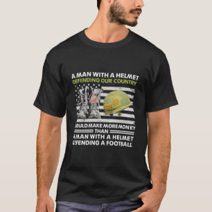Camiseta Um Homem Com Capacete Que Defende A América Do Nos